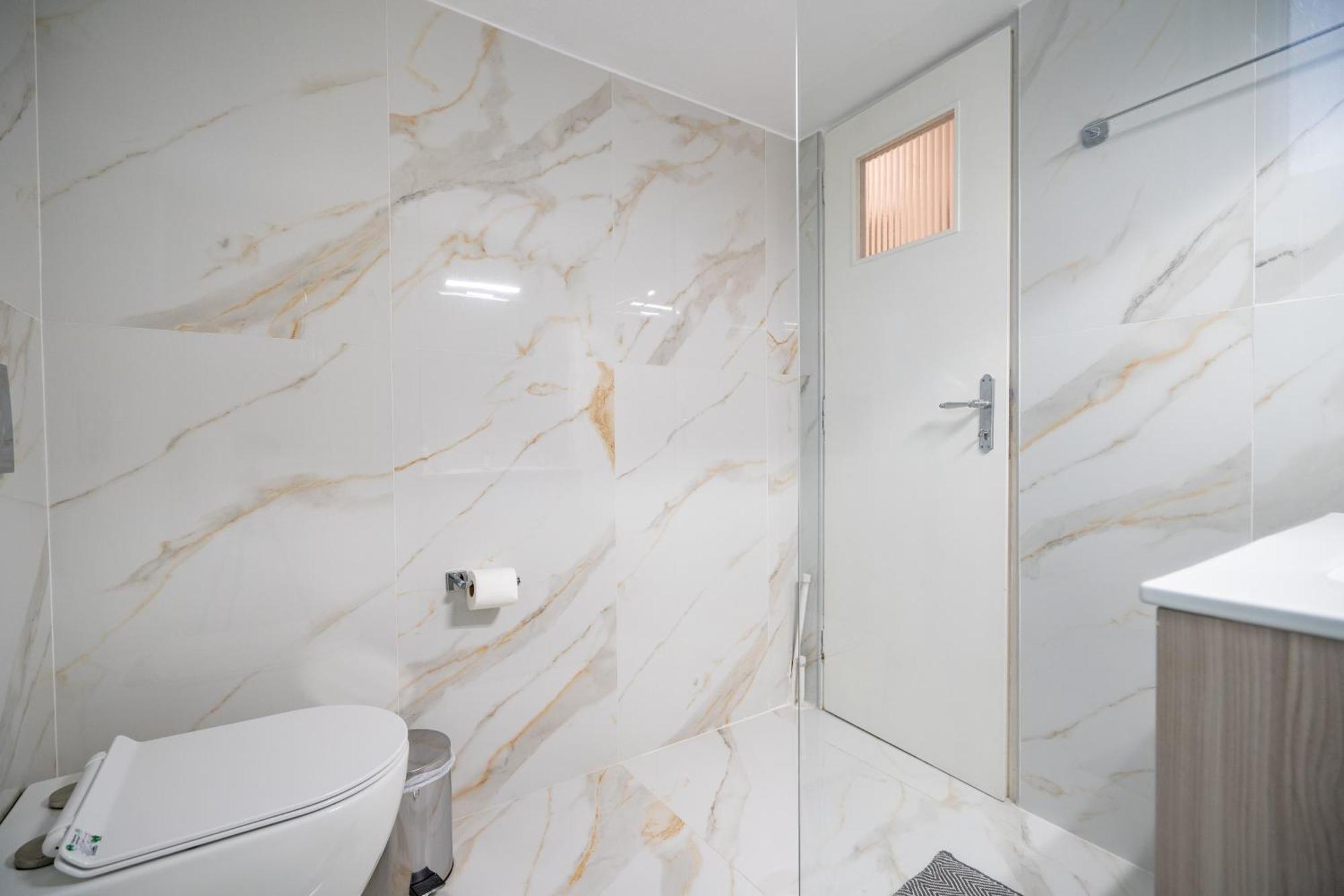 Neo Irakleio Train St. 1 Bedrm 4 Pers. Apartment Athens Ngoại thất bức ảnh