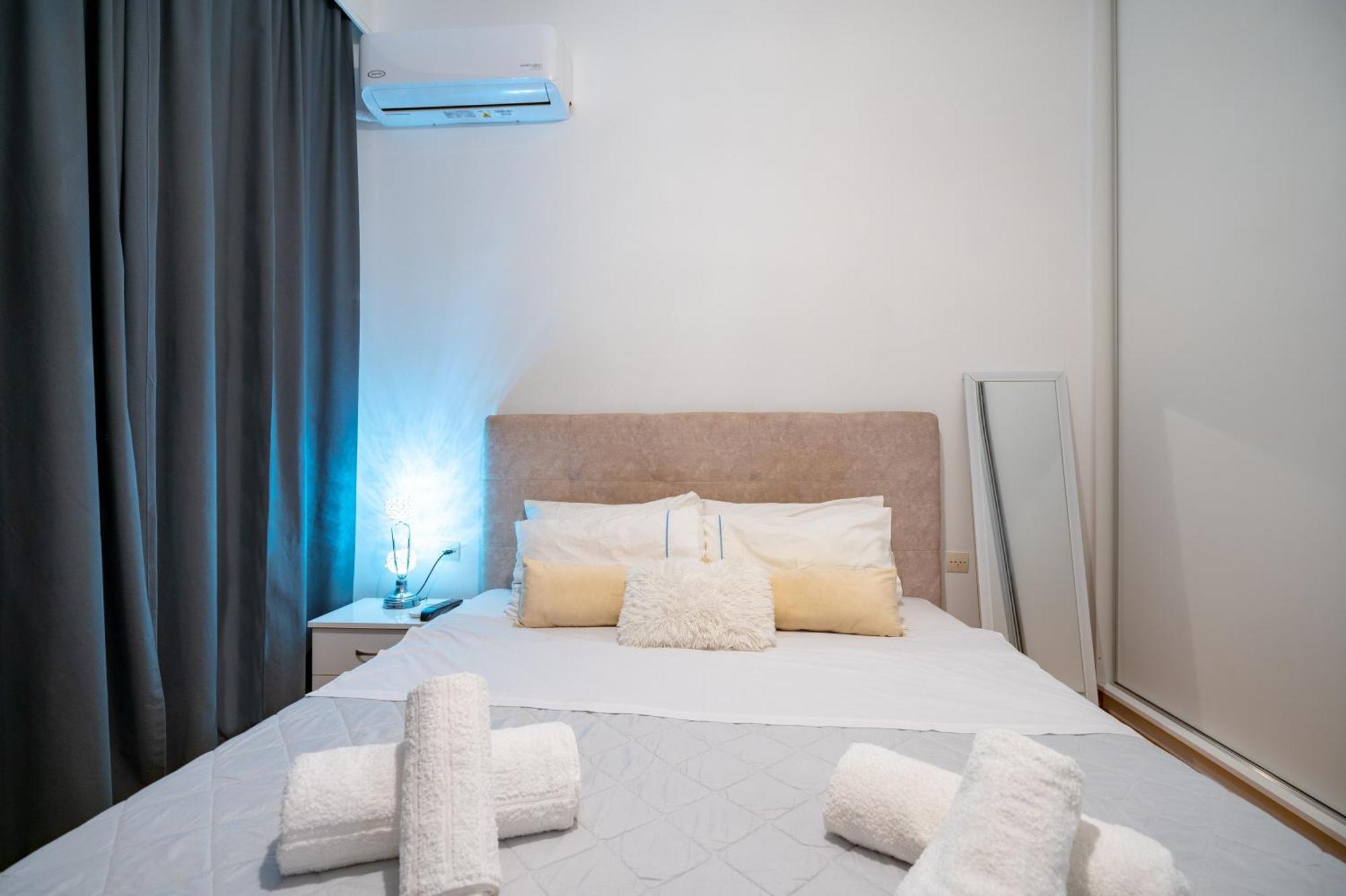 Neo Irakleio Train St. 1 Bedrm 4 Pers. Apartment Athens Ngoại thất bức ảnh